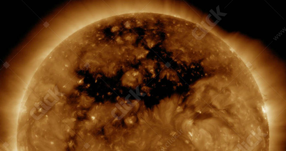 سوراخ تاج خورشیدی