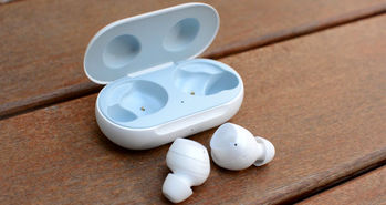 گلکسی بادز پلاس سامسونگ بدون قابلیت حذف نویز از راه می رسد