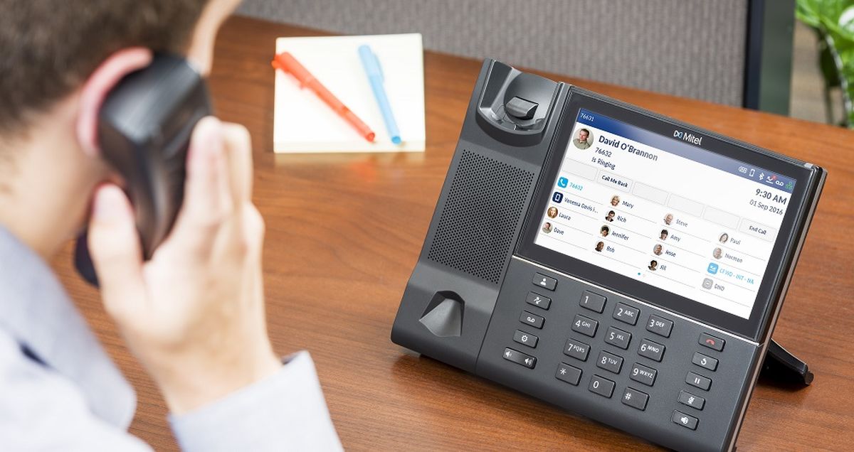 پیمانکاران تلفن اینترنتی برای ارائه خدمات اینترنت تخفیف می گیرند
