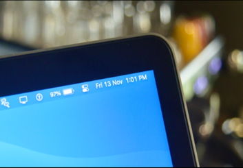 تنظیمات زمان و تاریخ در نوار منو در سیستم‌عامل مک