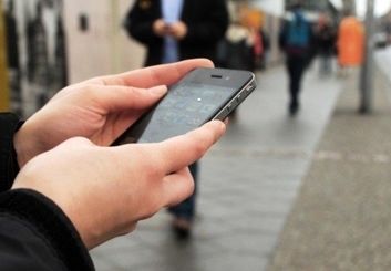 وضعیت استفاده ایرانی ها از رایانه، اینترنت و تلفن همراه به چه شکلی است؟