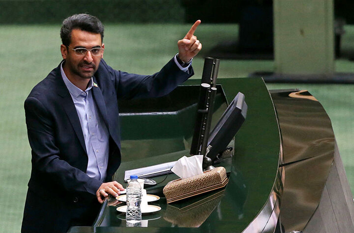 آذری جهرمی: اجازه نمیدهیم اینترنت گران شود!