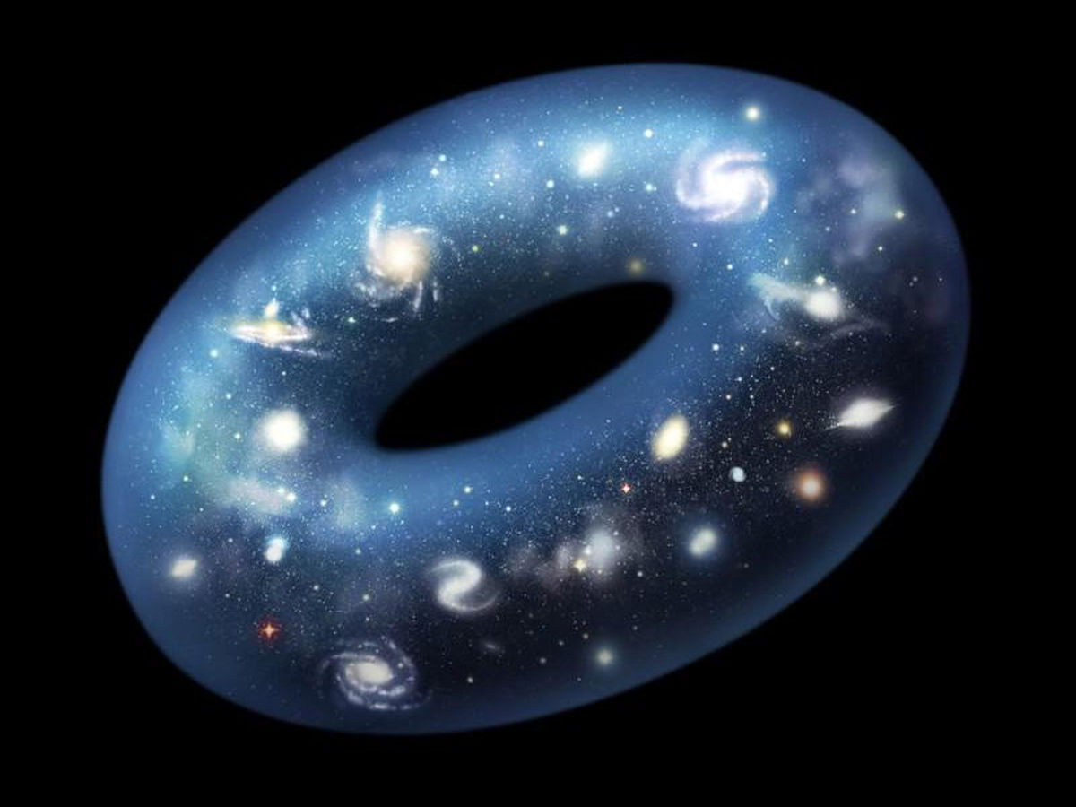 شباهت کیهان به یک دونات بزرگ با حجم محدود