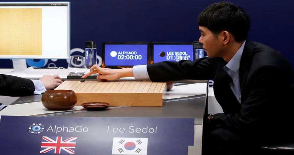 نرم‌افزار گوگل انسان را در بازی گو شکست داد