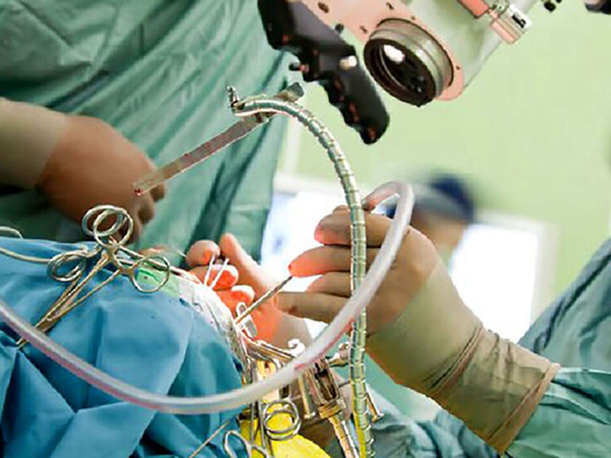 امکان جراحی مغز با کمک هوش مصنوعی طی ۲ سال آینده
