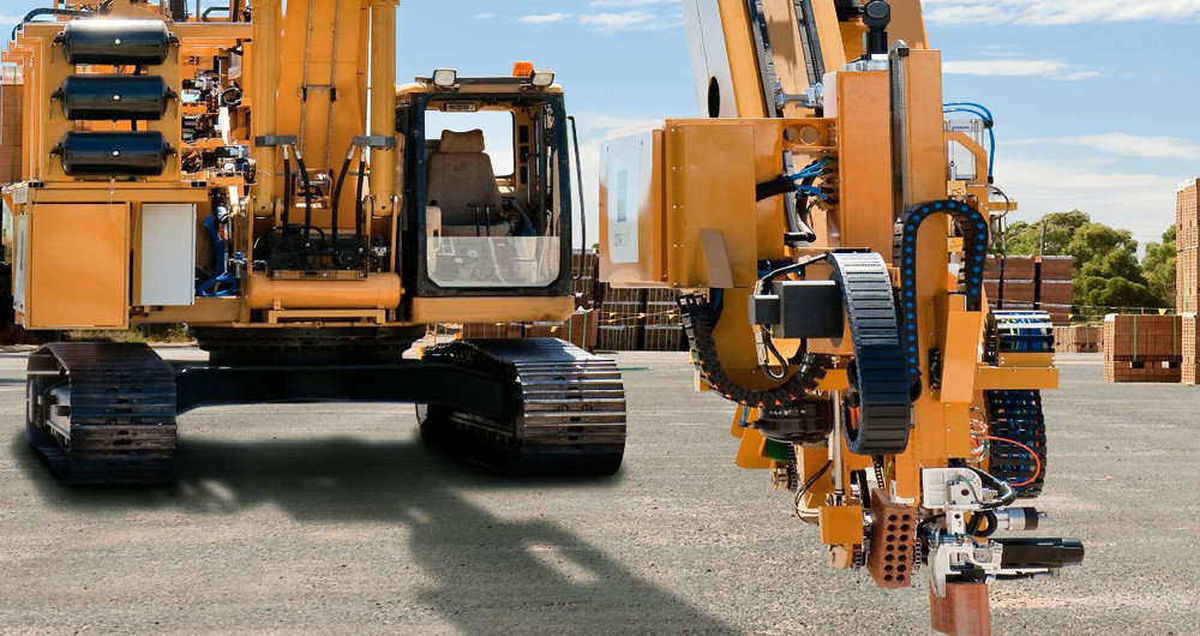 تماشا کنید؛ رکورد ربات غول پیکر در آجرچینی