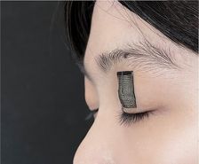 سنجش میزان خستگی با گجتی که روی پلک قرار می‌گیرد